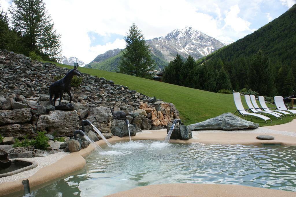 Eco Wellness Hotel Notre Maison 코네 외부 사진