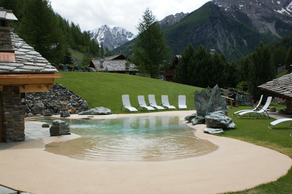 Eco Wellness Hotel Notre Maison 코네 외부 사진