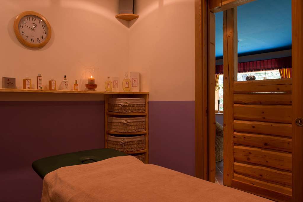 Eco Wellness Hotel Notre Maison 코네 시설 사진