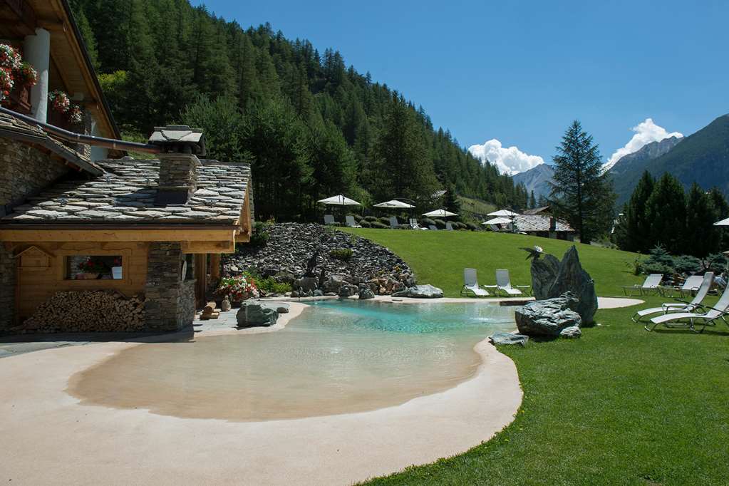 Eco Wellness Hotel Notre Maison 코네 외부 사진