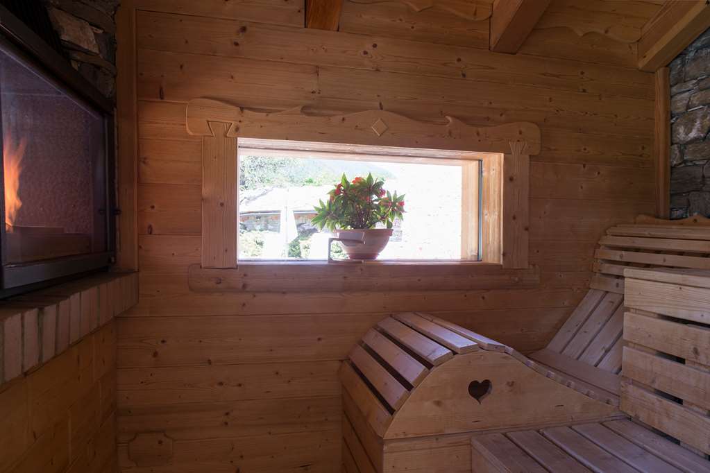 Eco Wellness Hotel Notre Maison 코네 시설 사진